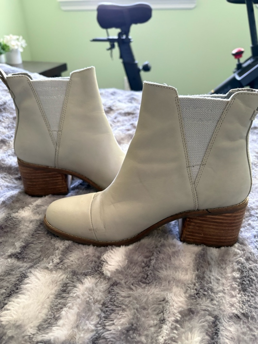 Women's Cream Leather Ankle Boots with Wood Block Heel